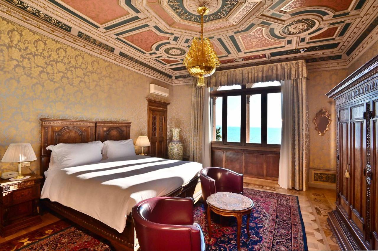 Hotel Villa Fiordaliso Гардоне Ривера Екстериор снимка