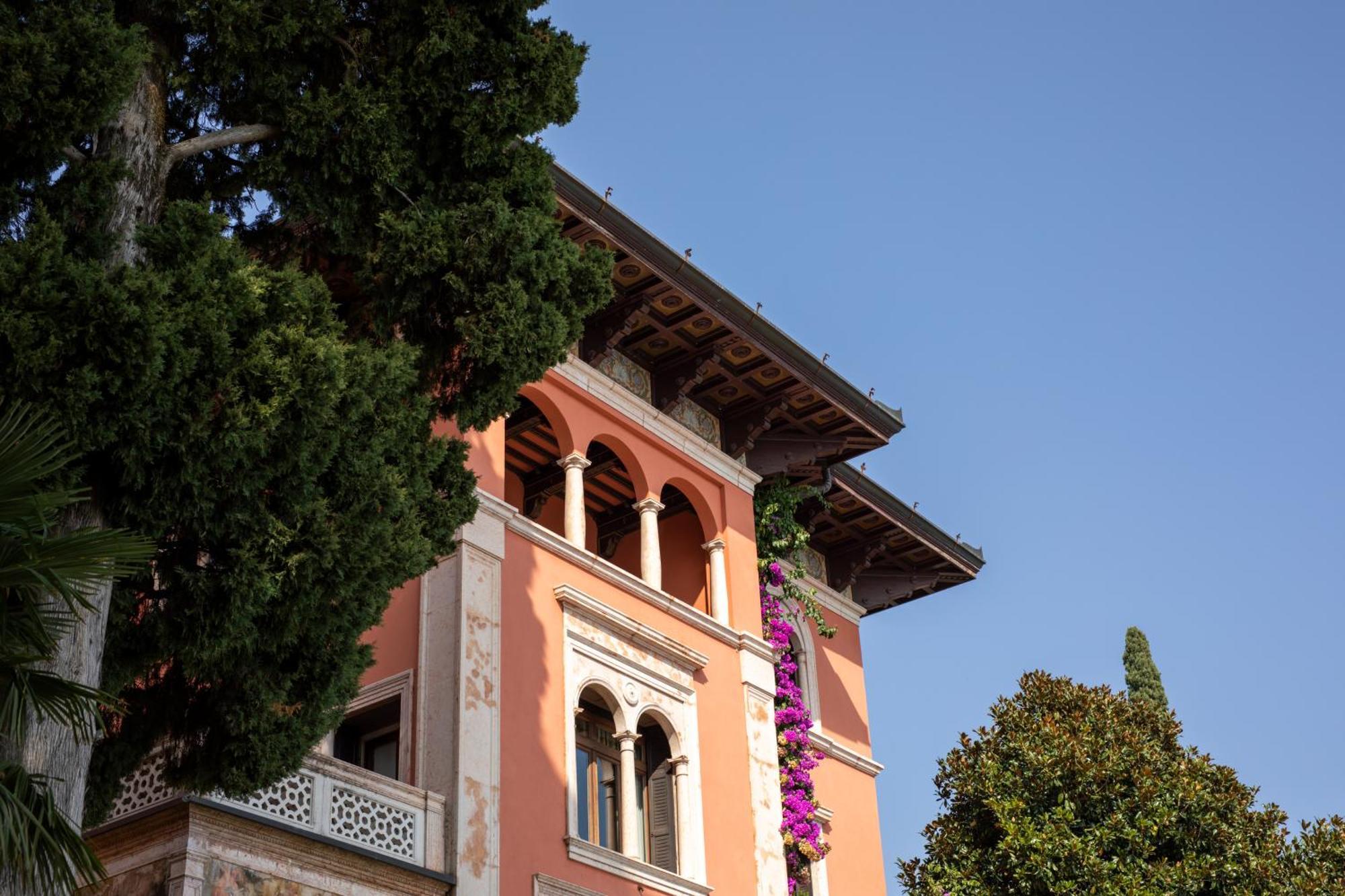 Hotel Villa Fiordaliso Гардоне Ривера Екстериор снимка